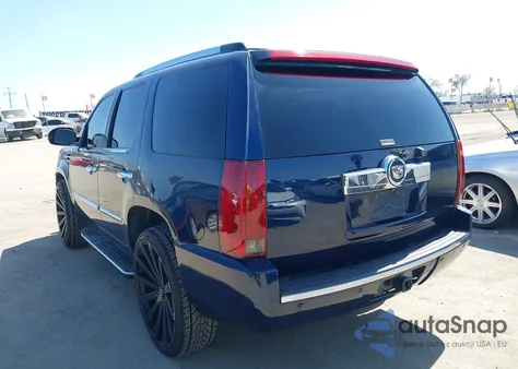 2007 Cadillac Escalade Standard from USA, damaged, VIN 1GYFK63807R210638